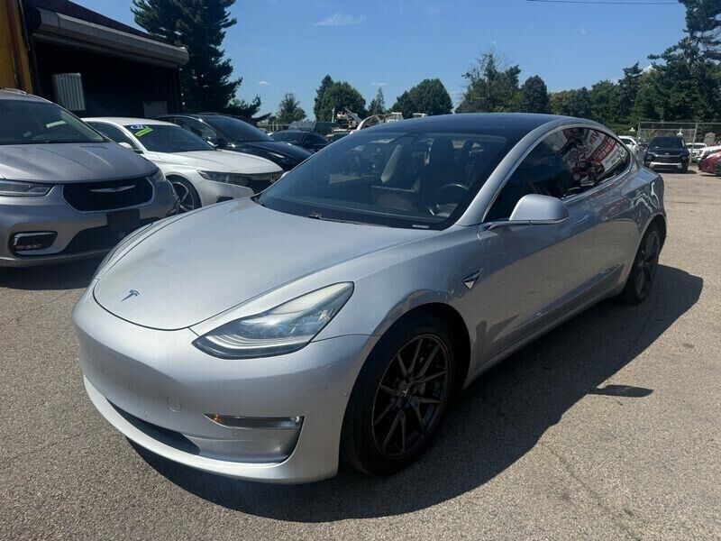 2018 TESLA Model 3