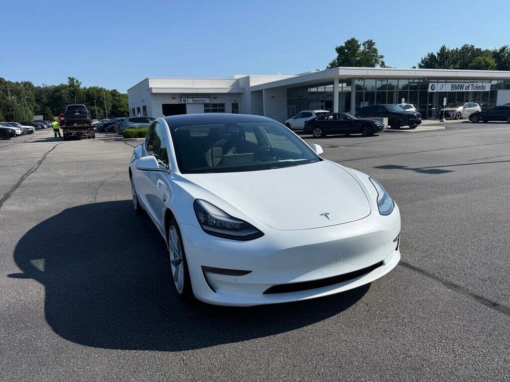 2018 TESLA Model 3