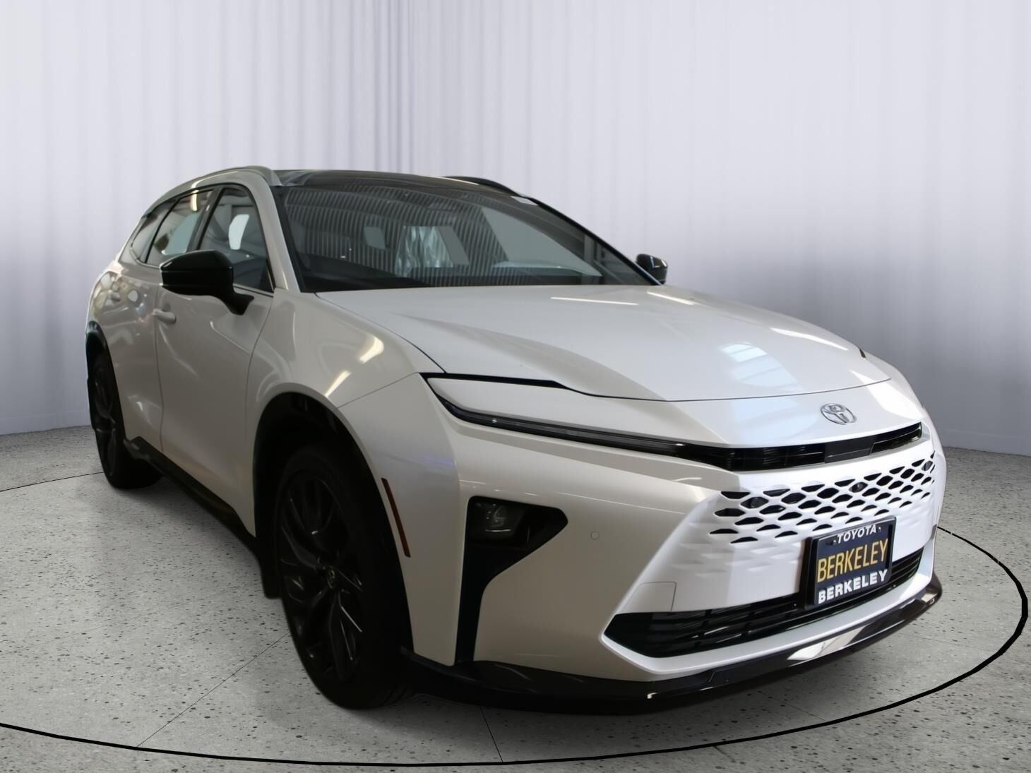 2025 TOYOTA Crown Signia