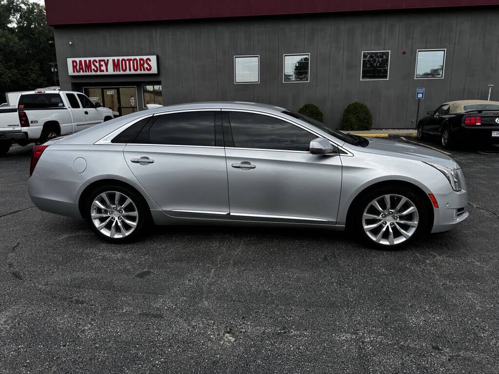 2016 CADILLAC XTS