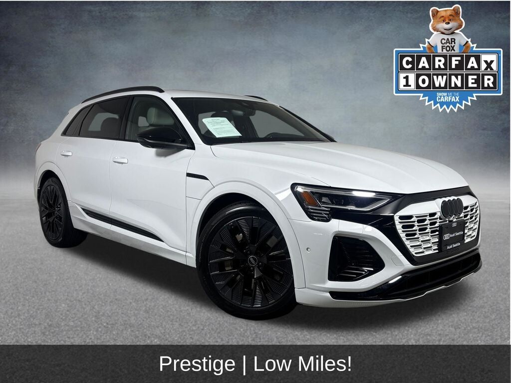2024 AUDI Q8