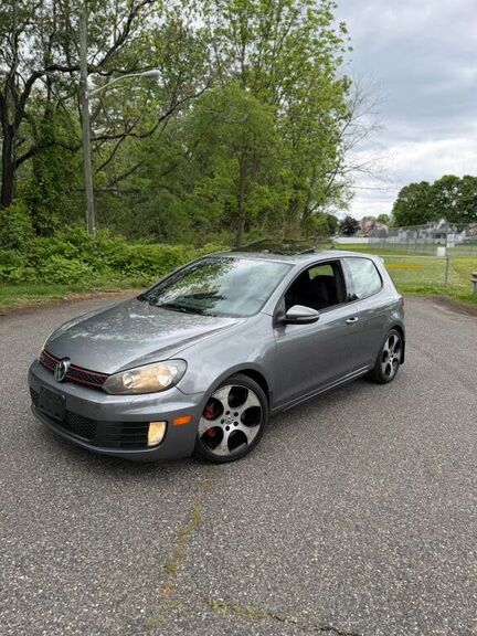 2011 VOLKSWAGEN GTI