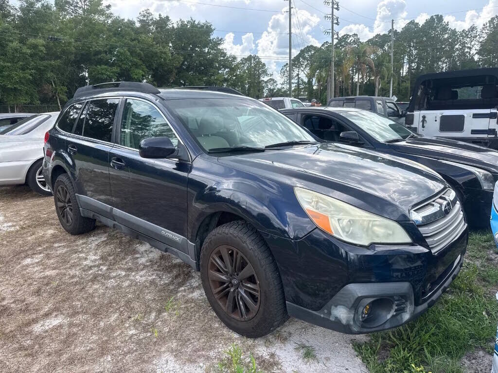 2013 SUBARU Outback