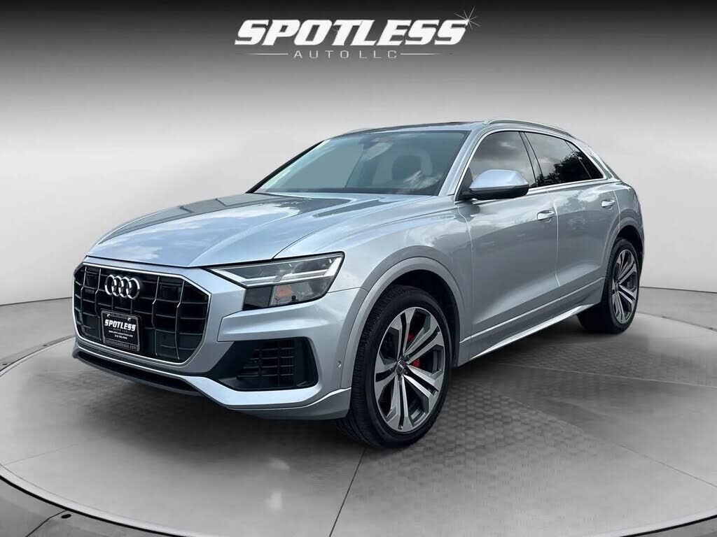 2019 AUDI Q8