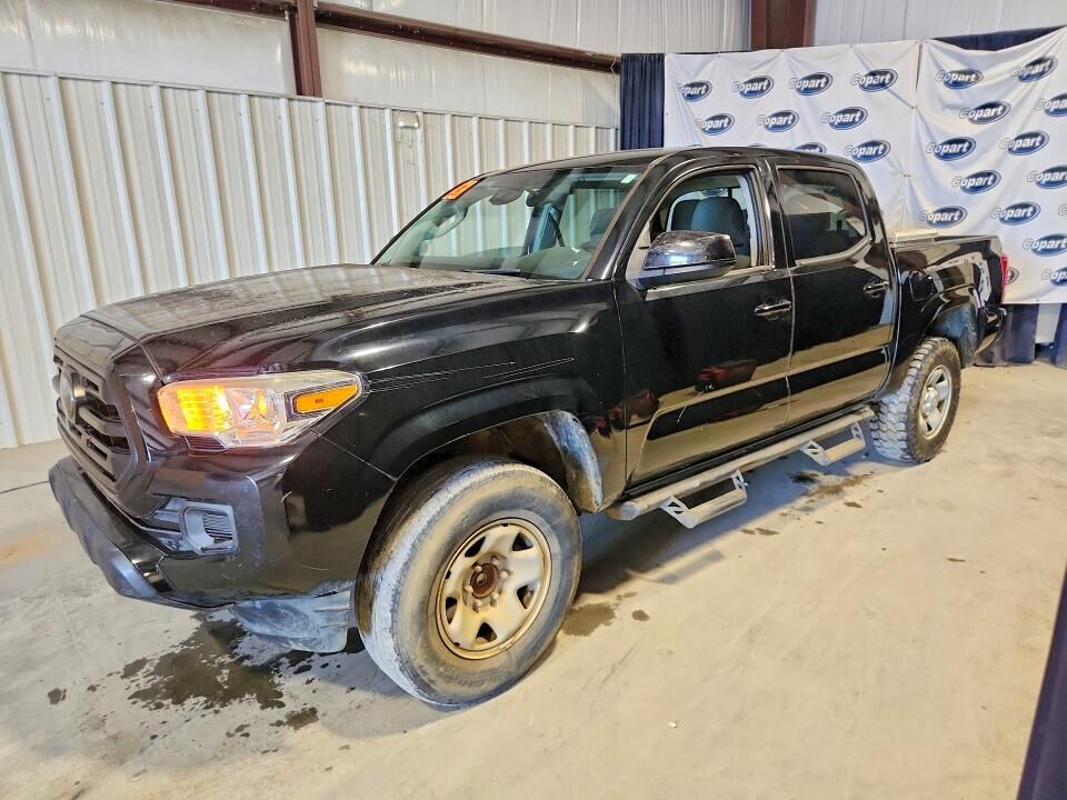 2018 TOYOTA Tacoma