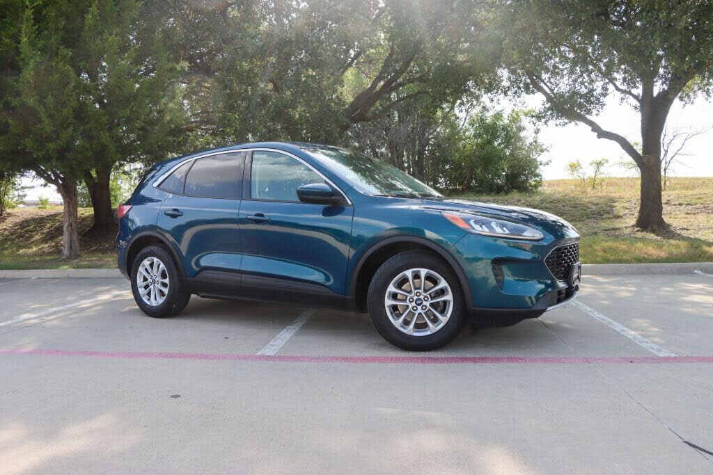 2020 FORD Escape
