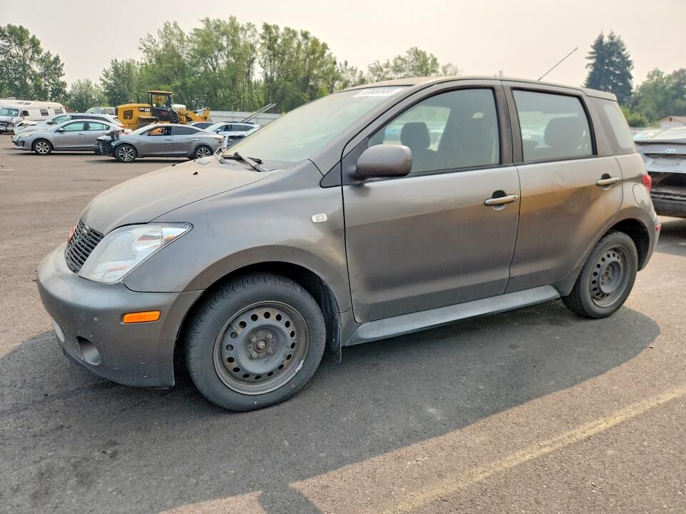 2005 TOYOTA SCION