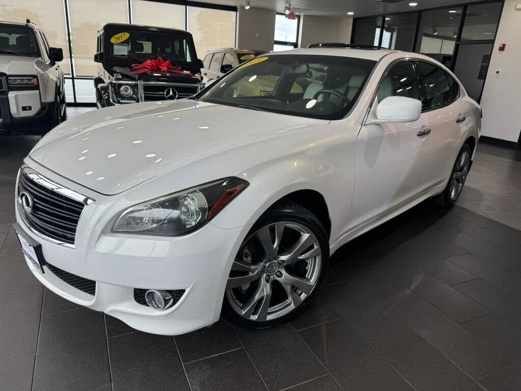 2013 INFINITI M37