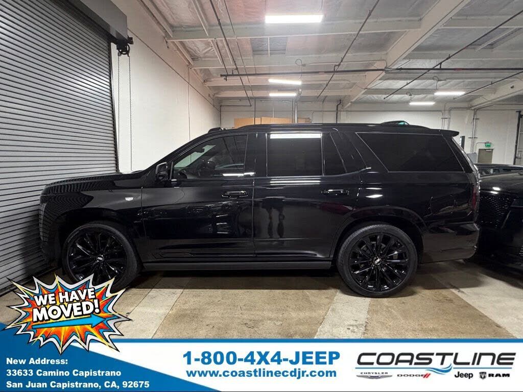 2025 CADILLAC Escalade