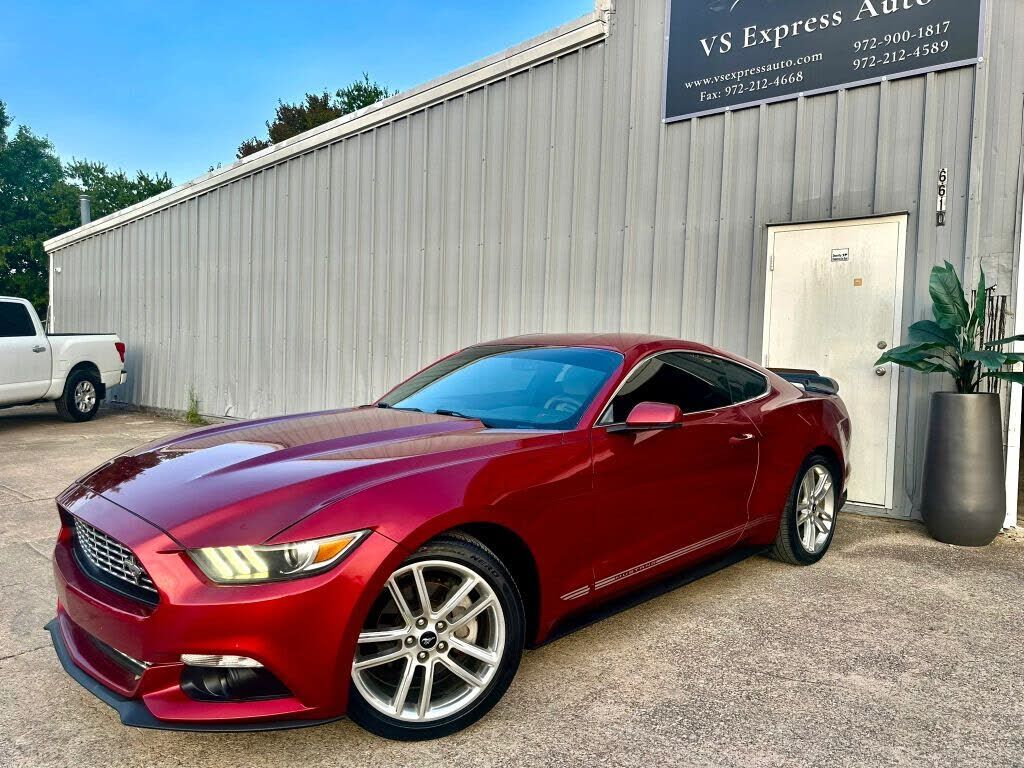 2017 FORD Mustang