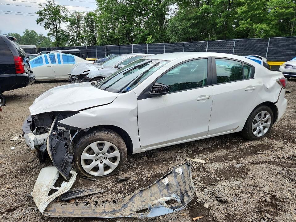 2012 MAZDA Mazda3