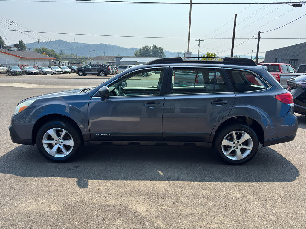 2014 SUBARU Outback