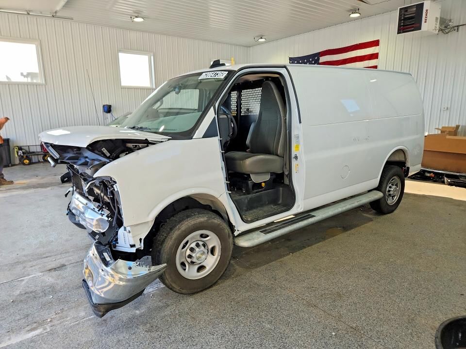 2025 CHEVROLET Express