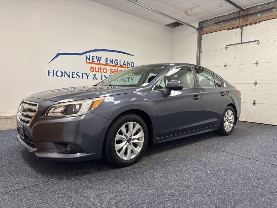 2017 SUBARU Legacy