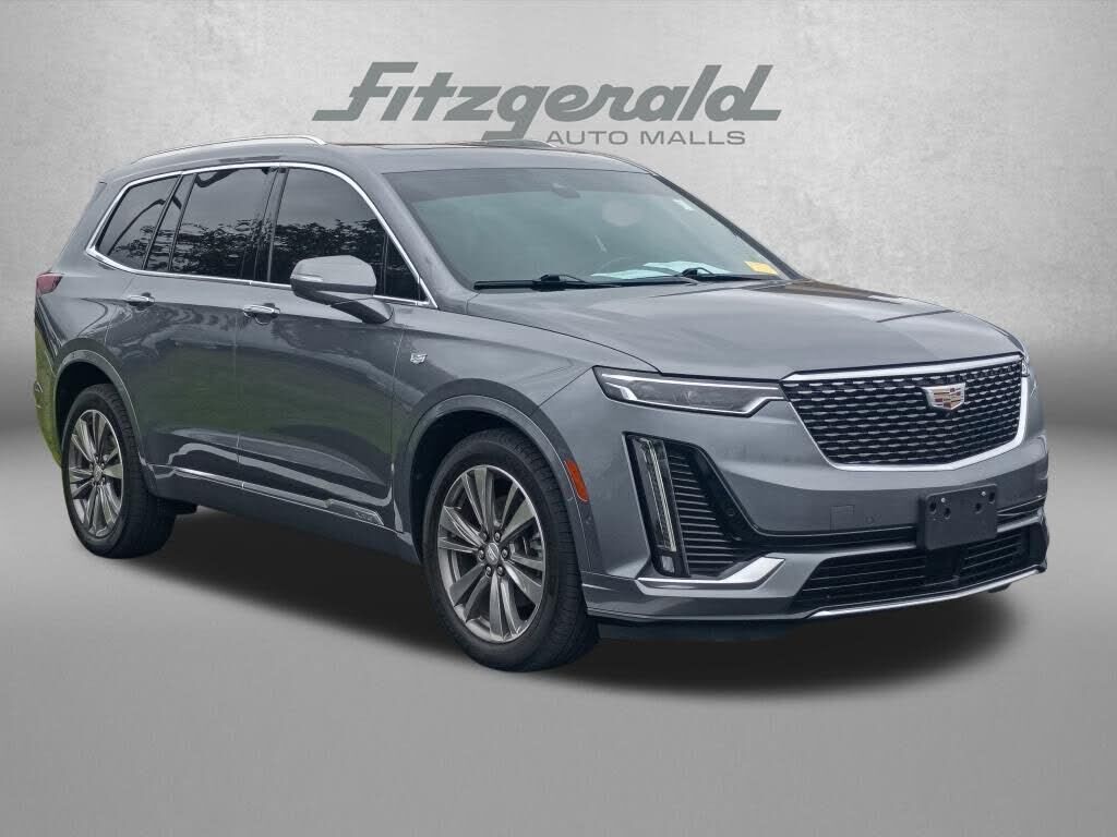 2021 CADILLAC XT6