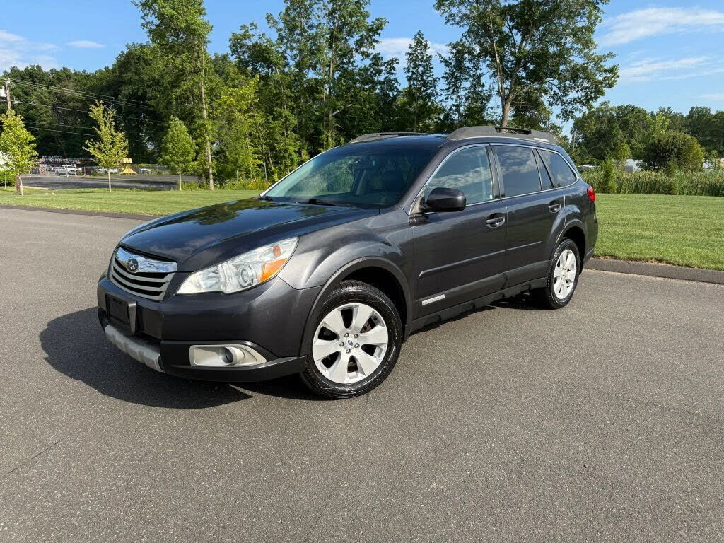 2012 SUBARU Outback