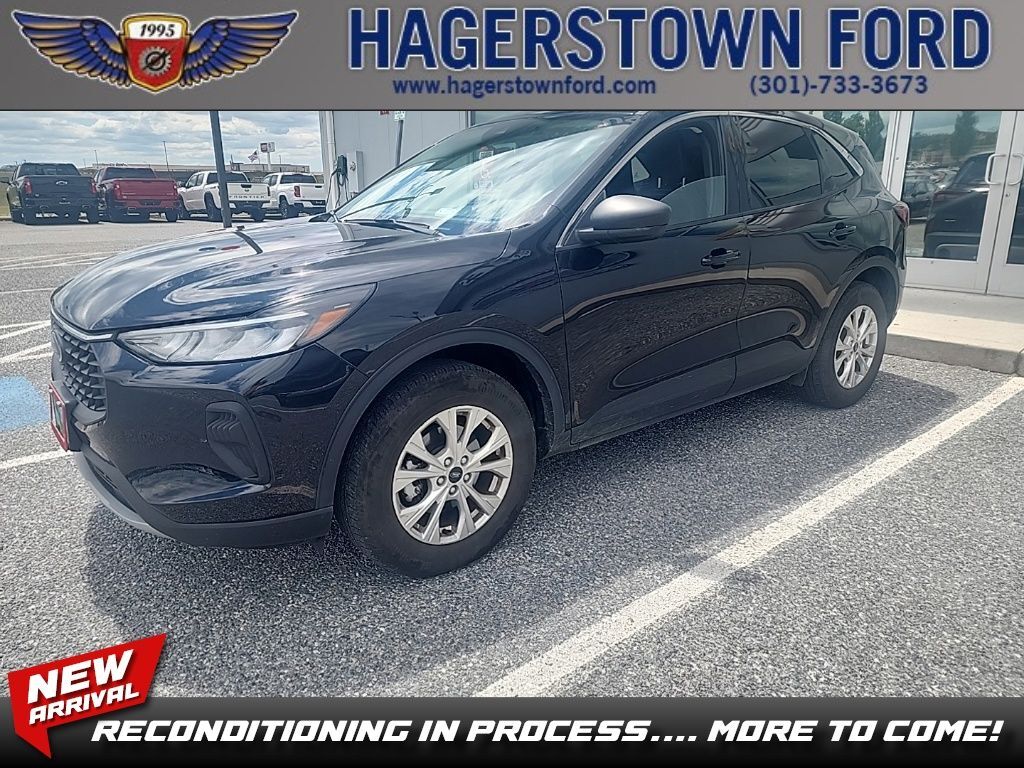 2024 FORD Escape