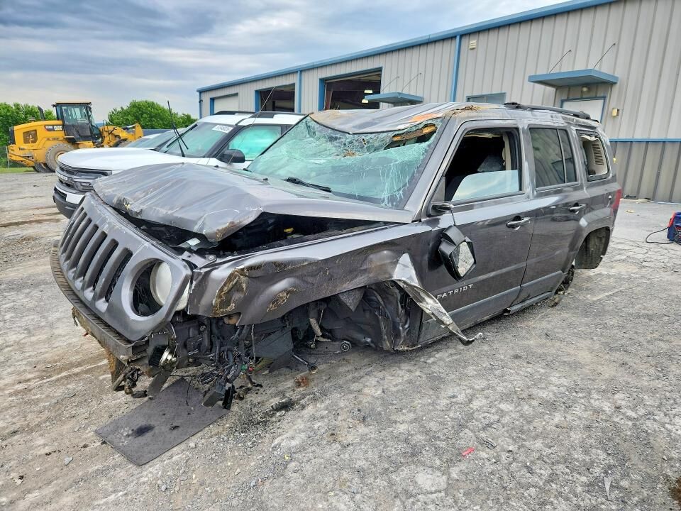 2016 JEEP Patriot