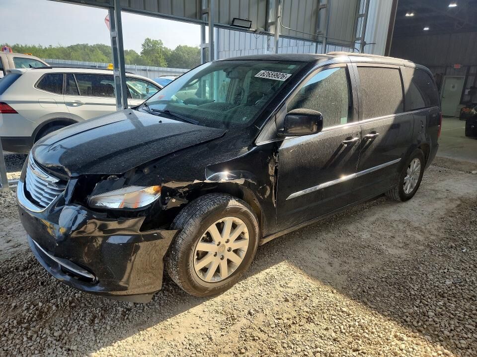 2016 CHRYSLER Town and Country