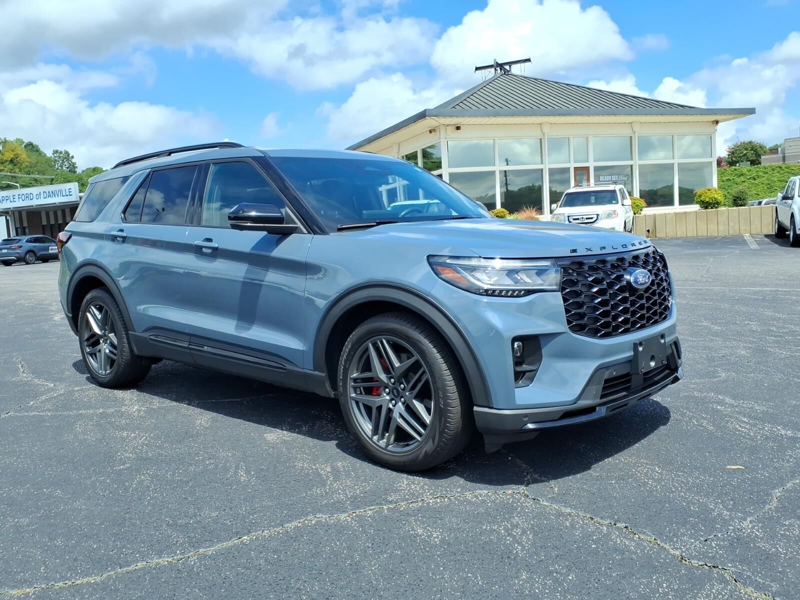 2025 FORD Explorer