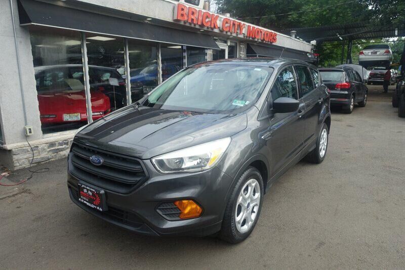 2017 FORD Escape