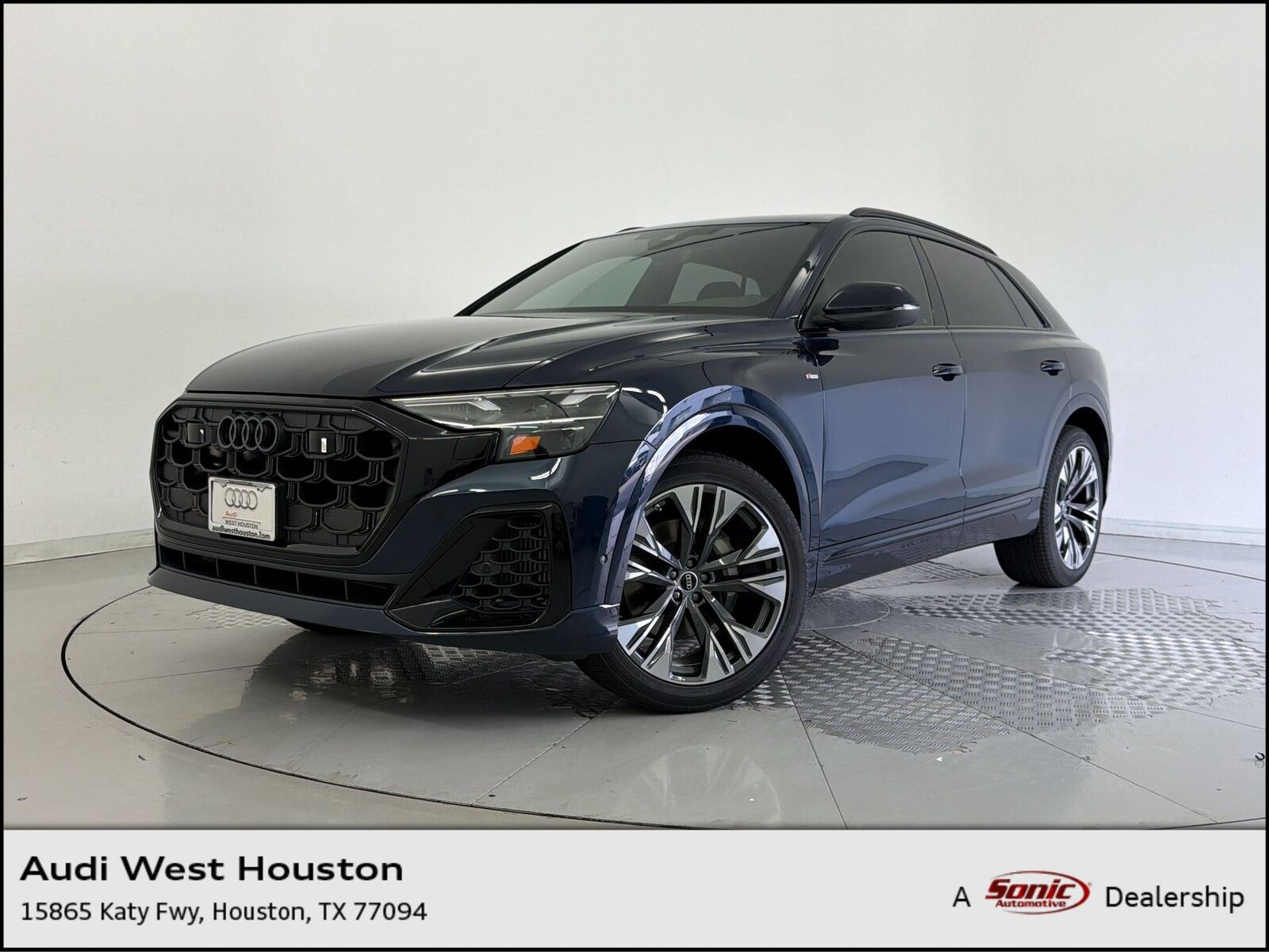 2026 AUDI Q8