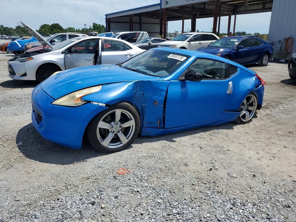 2009 NISSAN 370Z