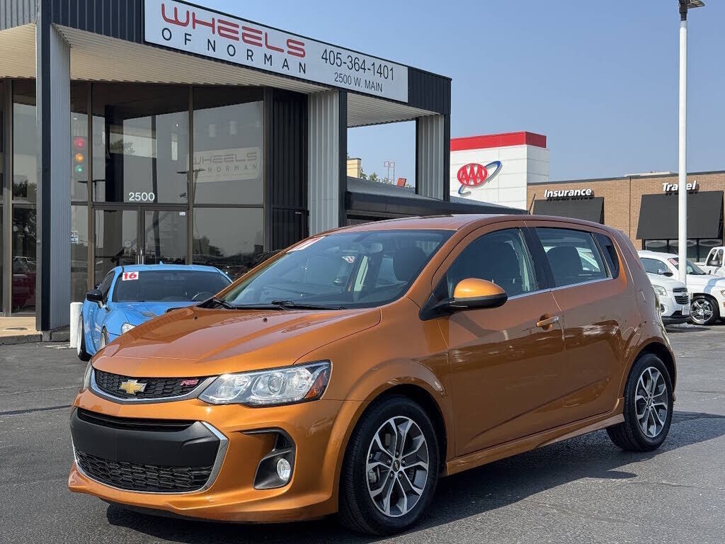 2017 CHEVROLET Sonic