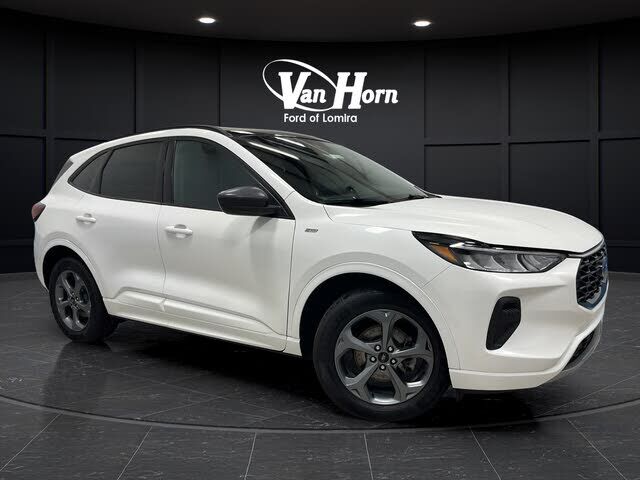 2024 FORD Escape