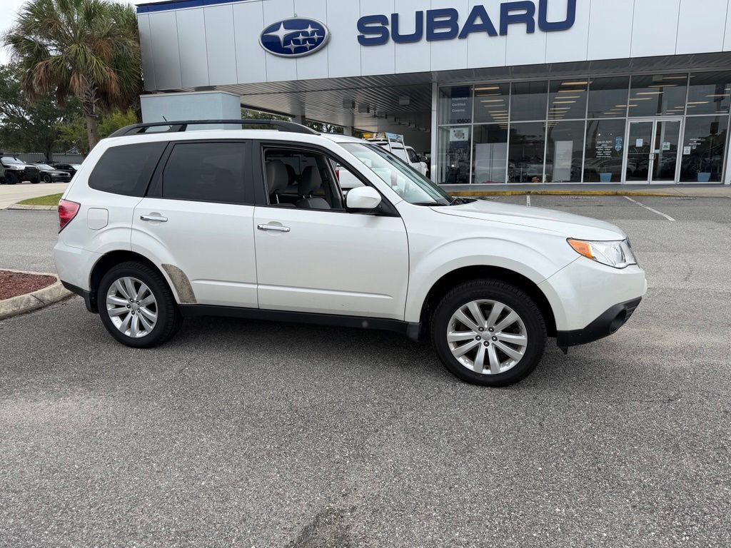 2011 SUBARU Forester