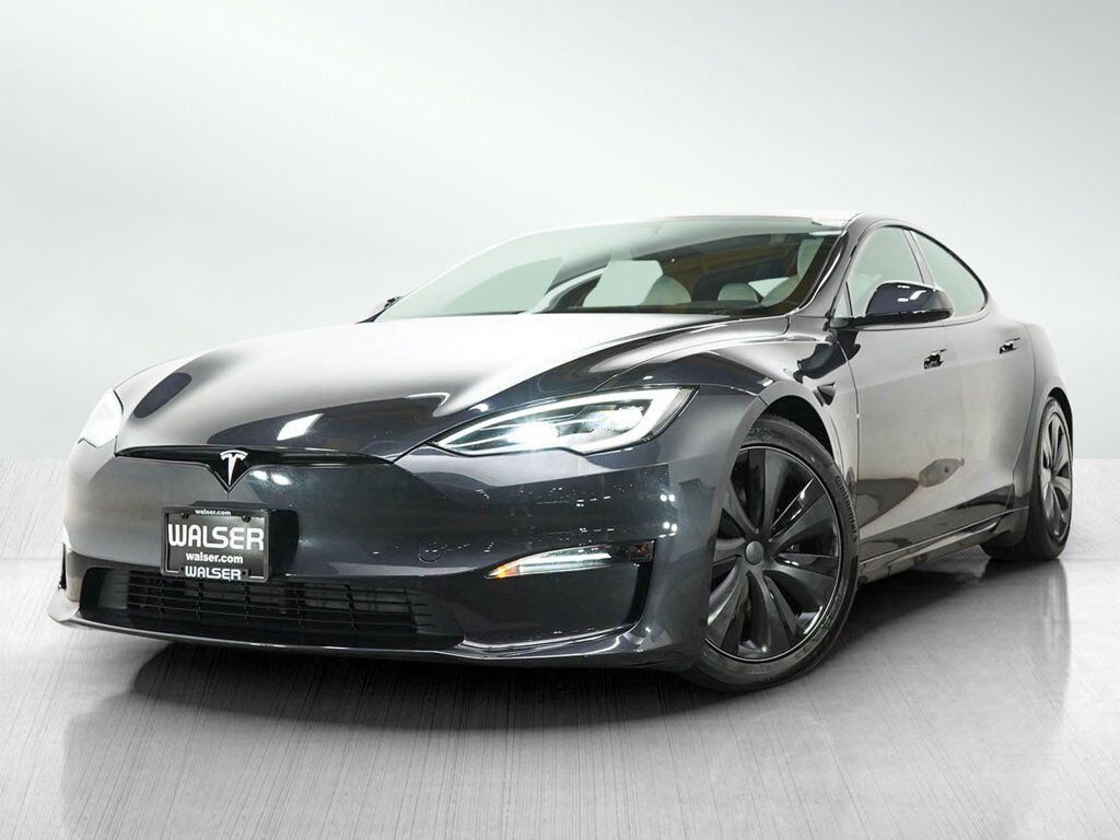 2024 TESLA Model S