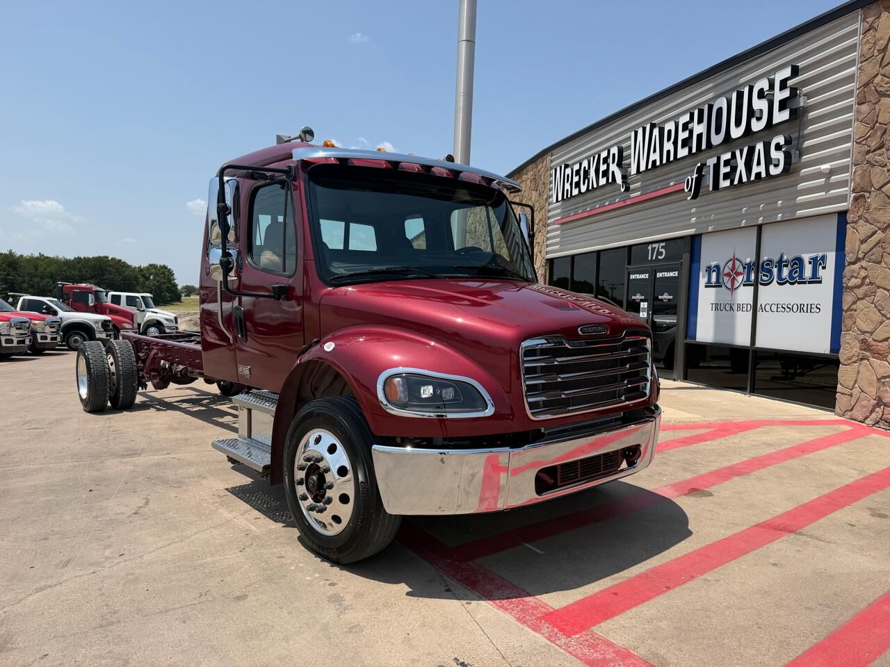 2027 FREIGHTLINER M2