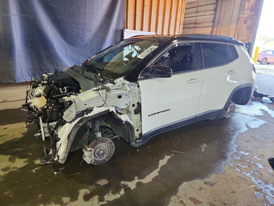 2025 JEEP Compass