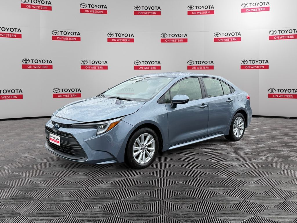 2023 TOYOTA Corolla