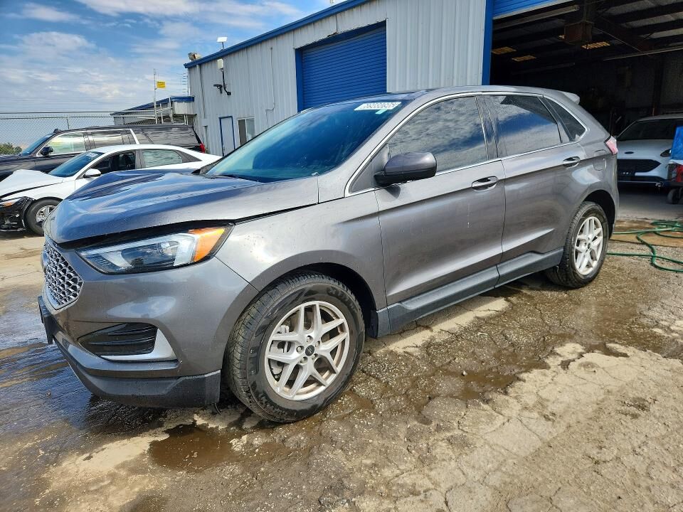 2023 FORD Edge