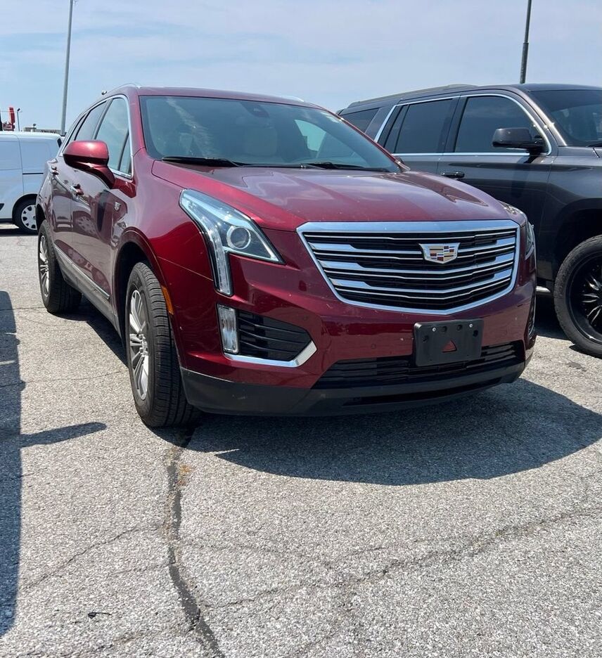 2017 CADILLAC XT5