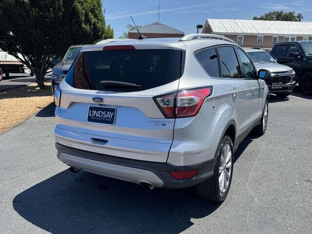 2017 FORD Escape