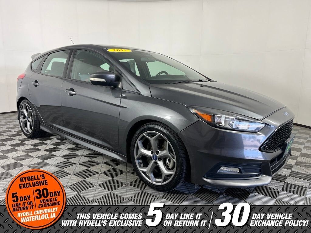 2017 FORD Focus