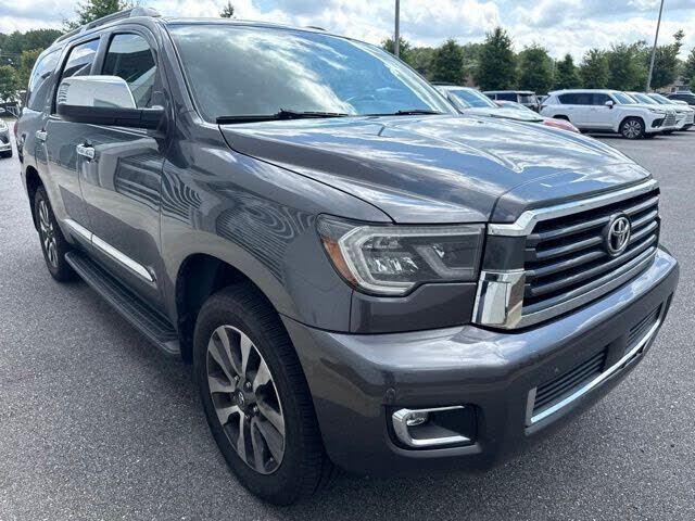 2019 TOYOTA Sequoia
