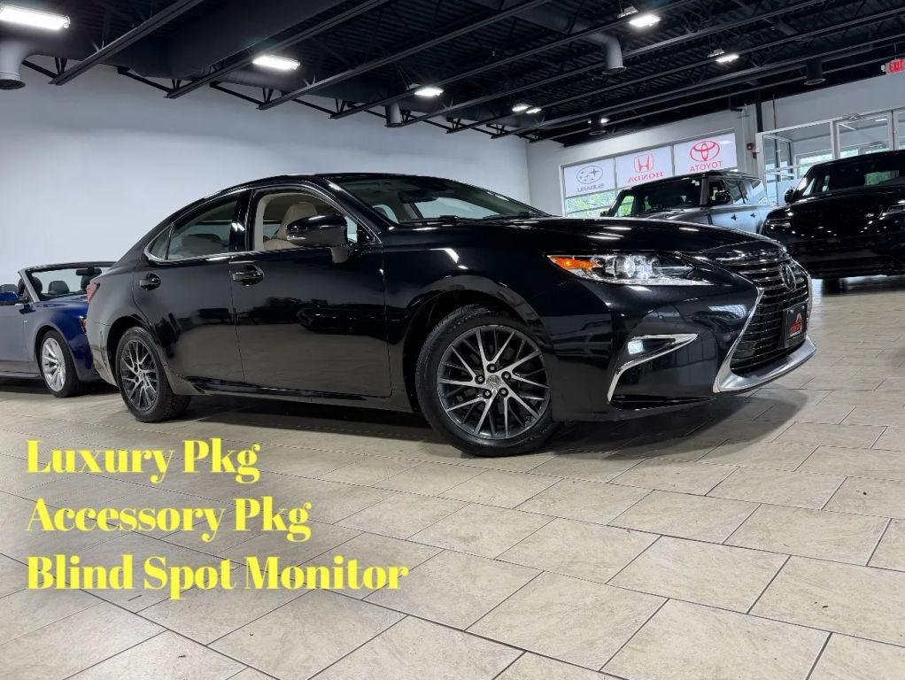 2016 LEXUS ES