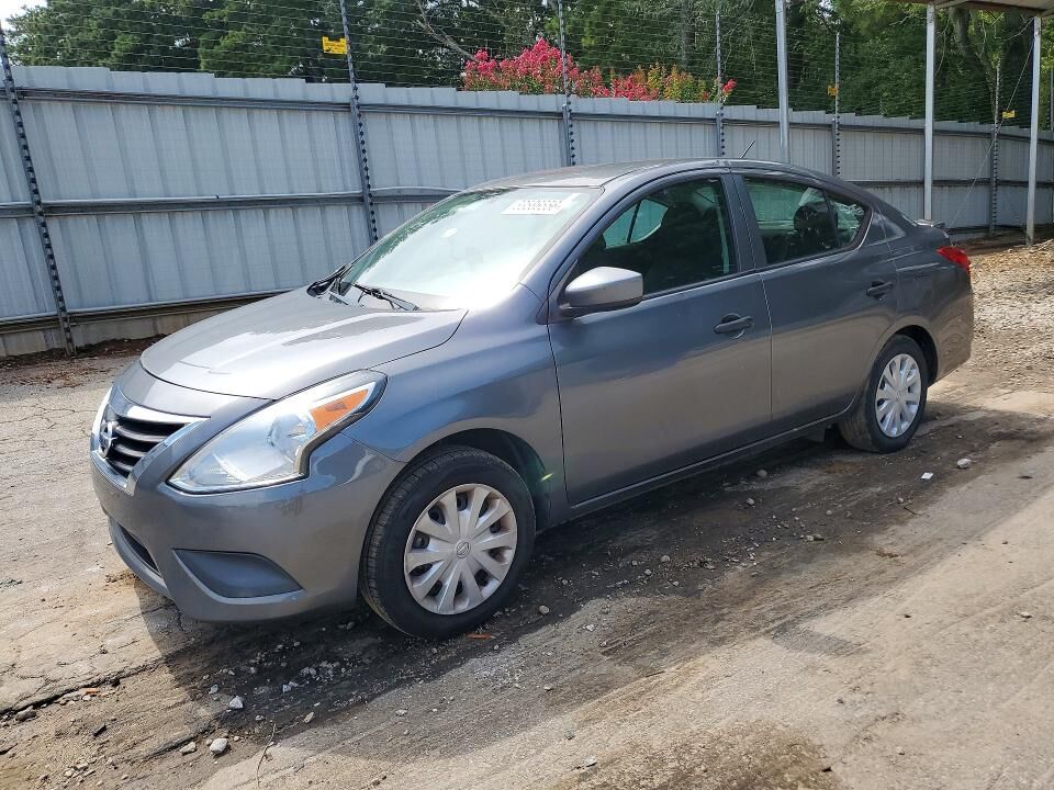 2019 NISSAN Versa