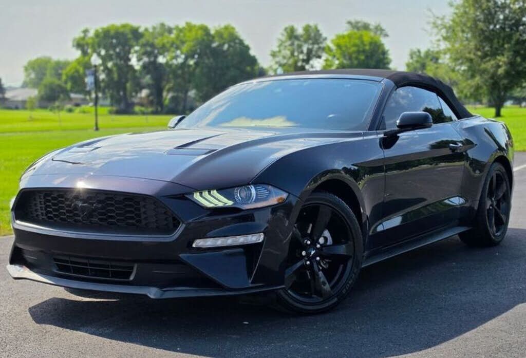 2022 FORD Mustang