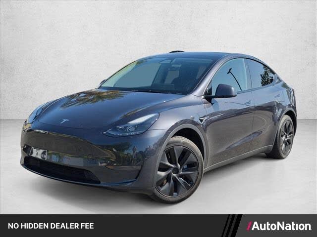 2025 TESLA Model Y