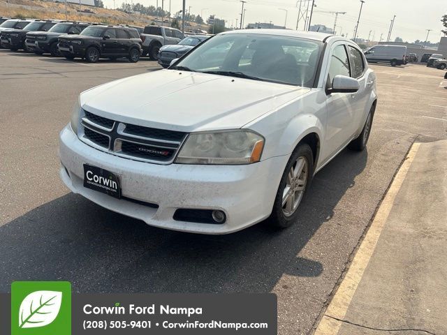2013 DODGE Avenger