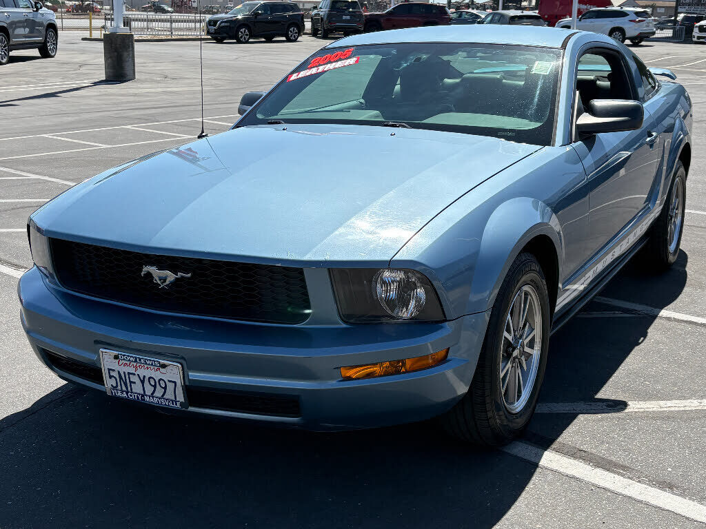 2005 FORD Mustang