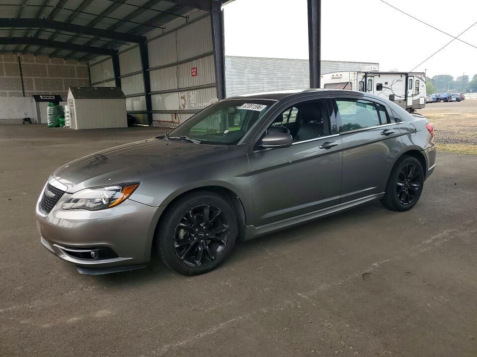 2013 CHRYSLER 200