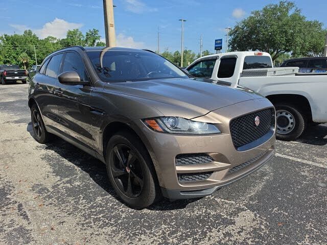 2017 JAGUAR F-Pace