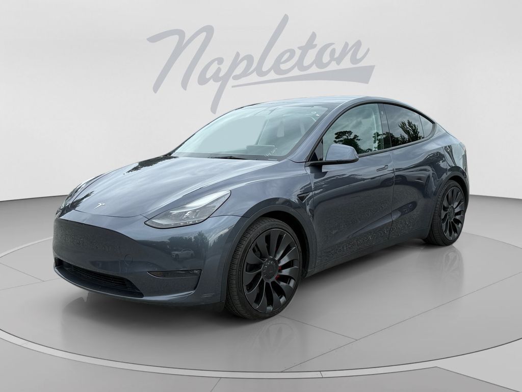 2023 TESLA Model Y