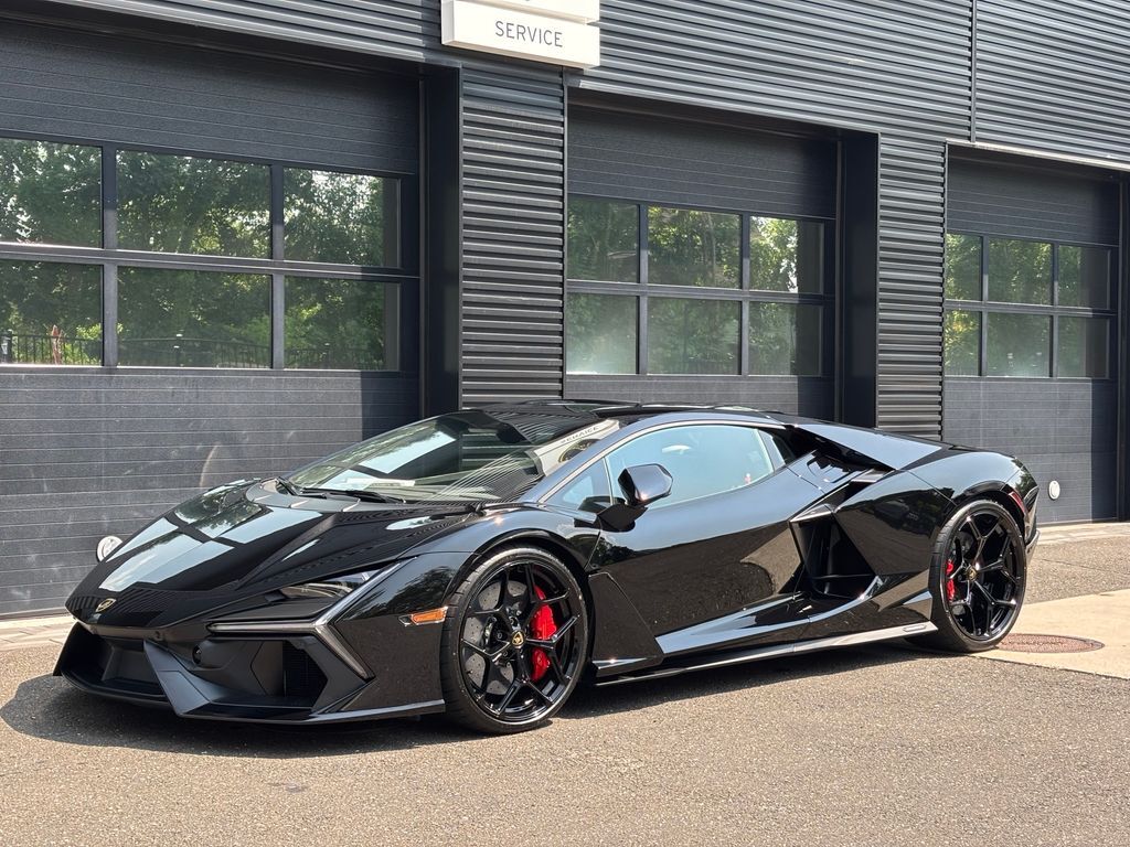 2026 LAMBORGHINI Revuelto