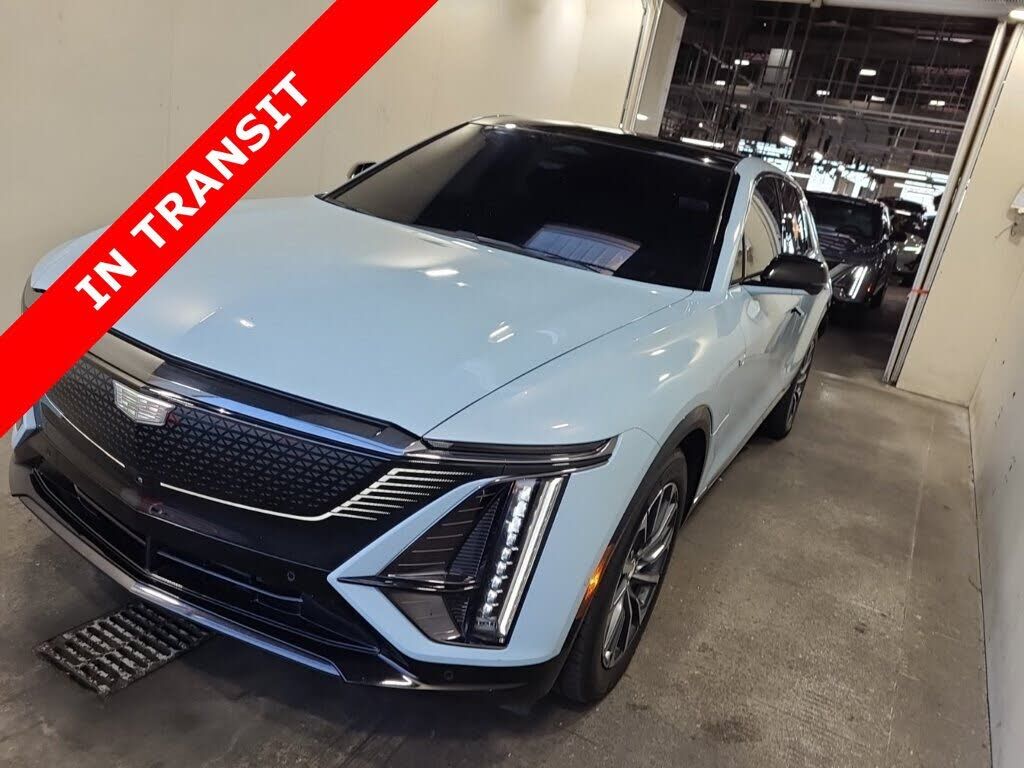 2024 CADILLAC Lyriq